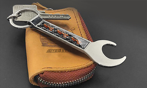 gallery-photo-keychain-wrench-2