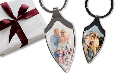 Narrow sheild keychain with your grandma photo