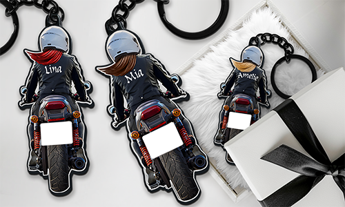 Personalised motorcycle keychain with name and license plate - gift for your sister