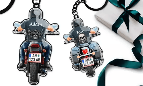 Gepersonaliseerde motorsleutelhanger met naam en kenteken – cadeau voor je broer