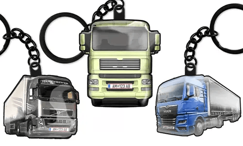 Portachiavi a forma di camion con tre design diversi, esposti come accessori veicolari personalizzabili