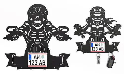 Keyholder wall with skeleton for motorcyclists