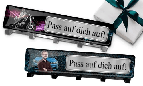 Porte-clés avec photo du frère et plaque d'immatriculation