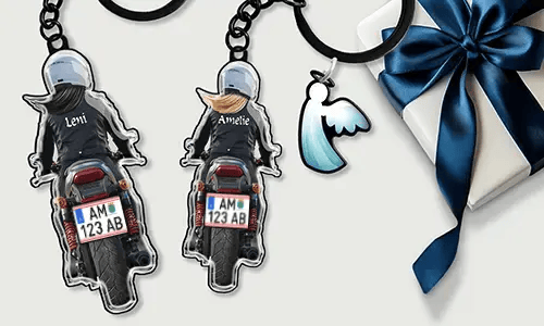 Gepersonaliseerde motorsleutelhanger met naam en kenteken - cadeau voor je zus