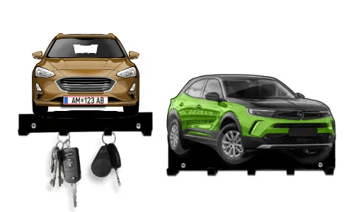 Zwei schlüsselförmige Halter in Autoform: roter Sedan und grün-schwarzer SUV, beide mit Haken für Schlüssel
