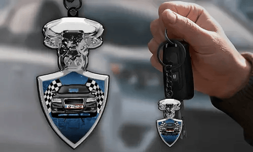 gallery-bull-keychain-shield-car-1