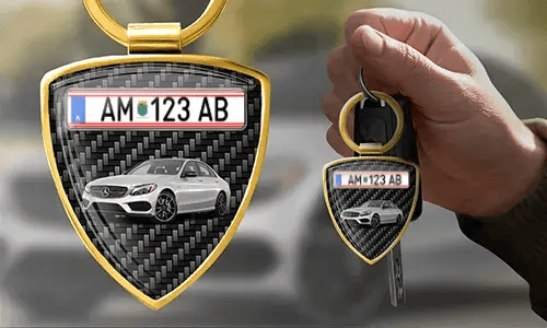 Shield photo keychain with custom car photo and license plate