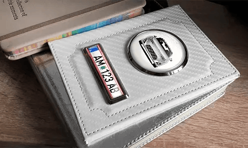 gallery-photo-car-documents-holder-white-carbon-8