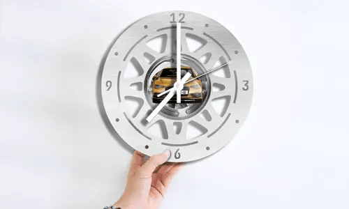 gallery-wall-clock-tire-1