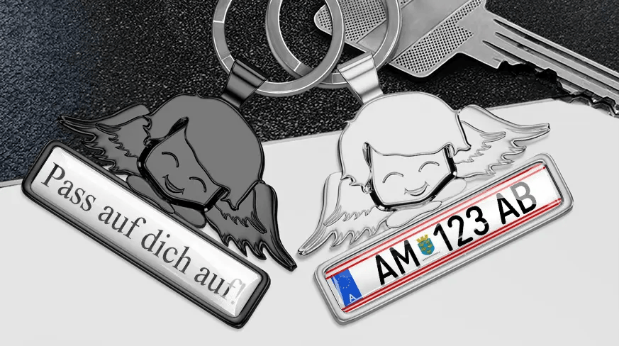 head-keychain-angel-with-license-plate-coated